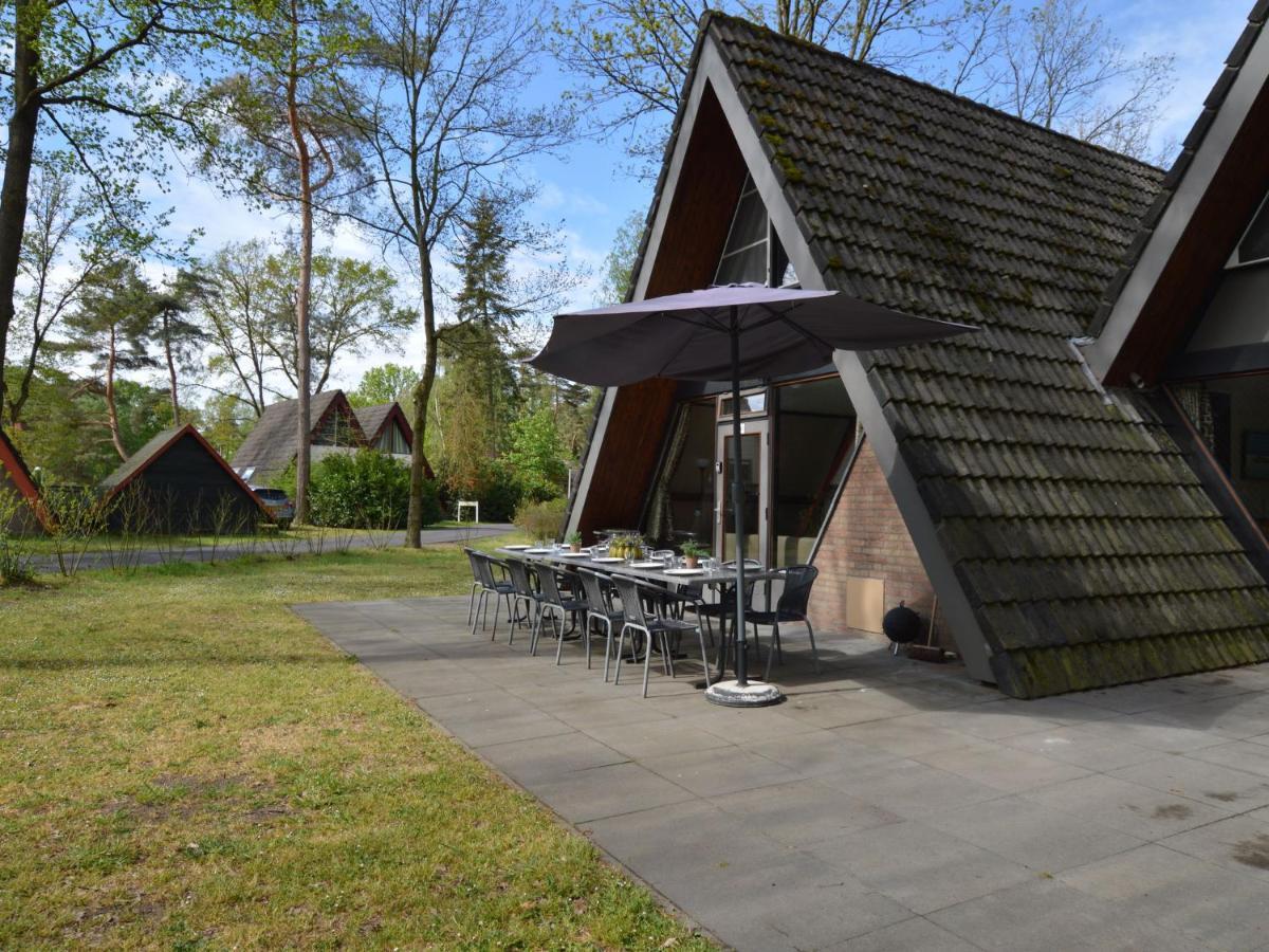 Holiday Home With Large Terrace Stramproy ภายนอก รูปภาพ