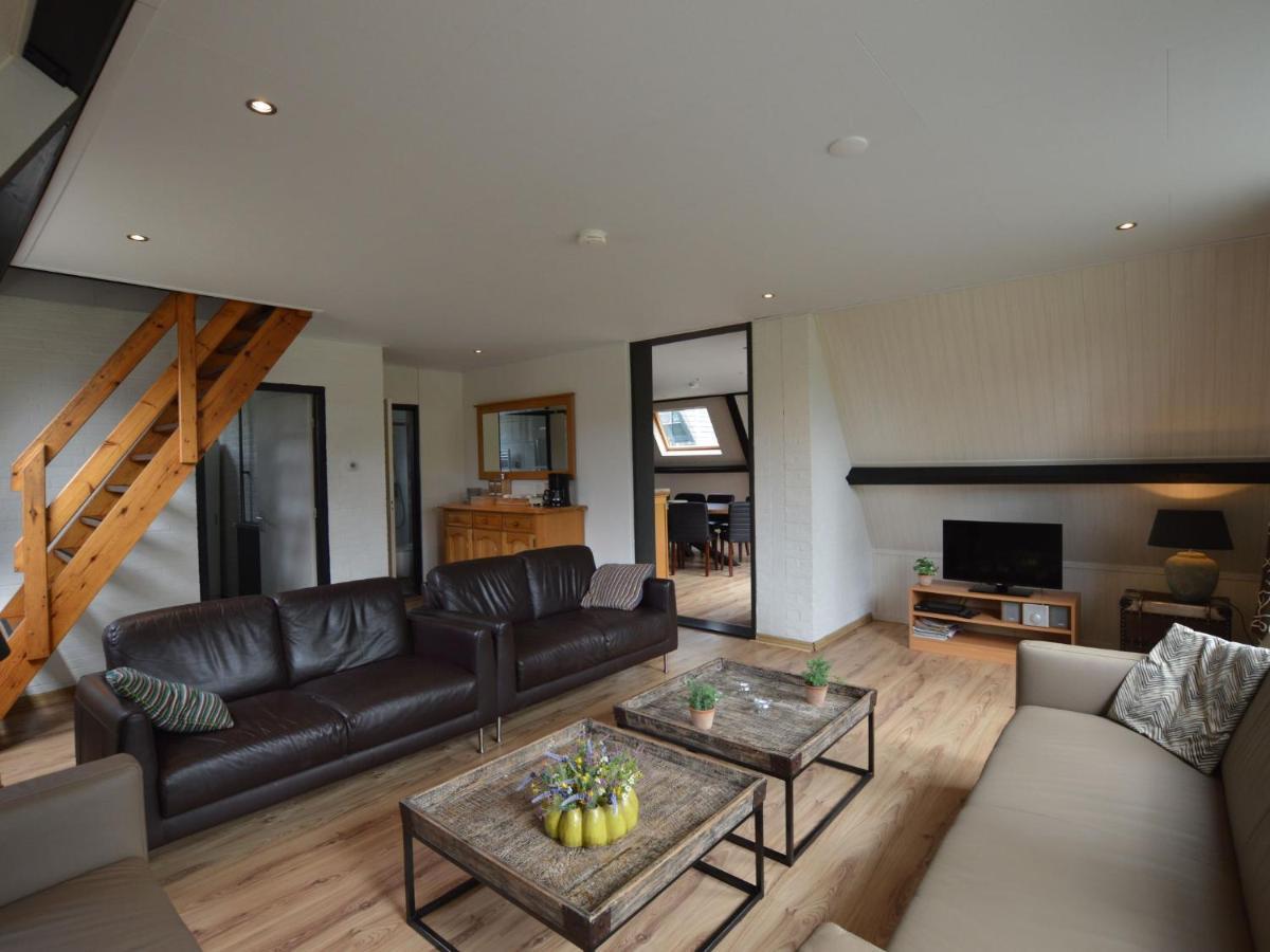 Holiday Home With Large Terrace Stramproy ภายนอก รูปภาพ