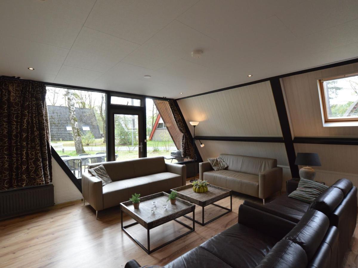 Holiday Home With Large Terrace Stramproy ภายนอก รูปภาพ