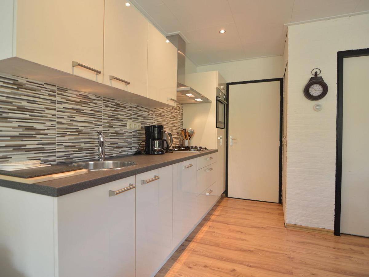 Holiday Home With Large Terrace Stramproy ภายนอก รูปภาพ