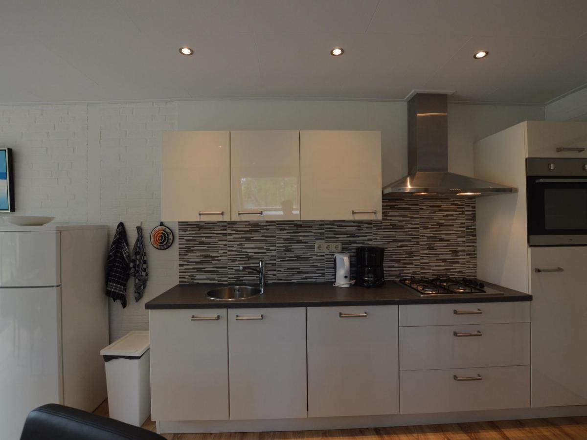 Holiday Home With Large Terrace Stramproy ภายนอก รูปภาพ